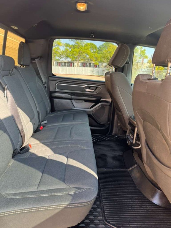 2022 RAM 1500 Image 12