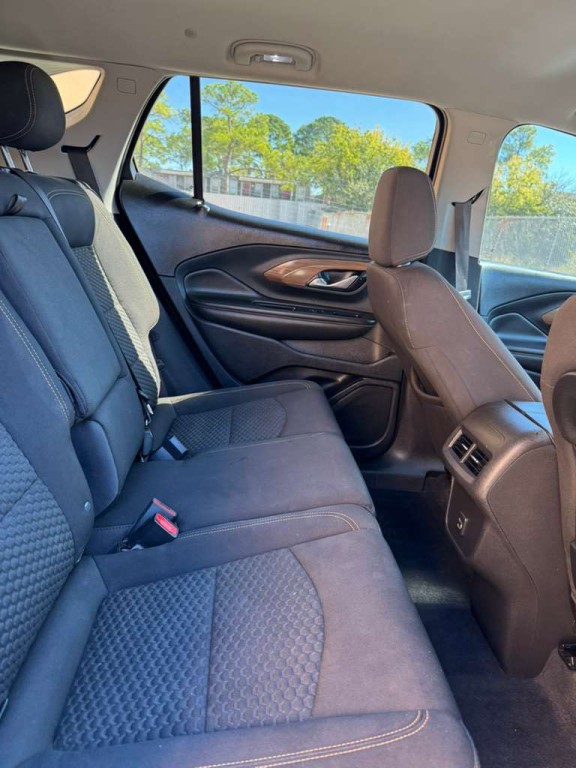2021 GMC Terrain Image 11