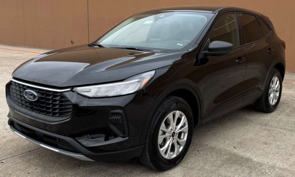 2025 Ford Escape Image 2