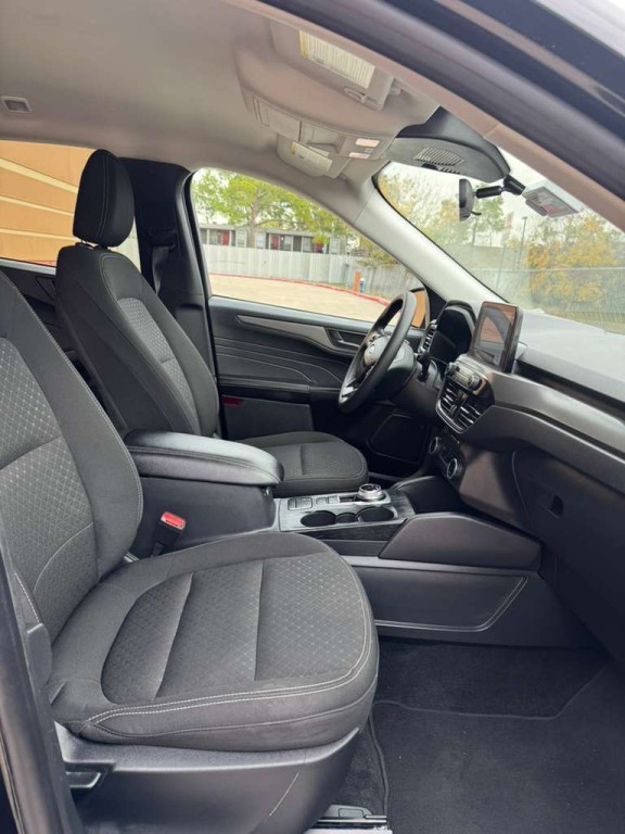 2025 Ford Escape Image 11