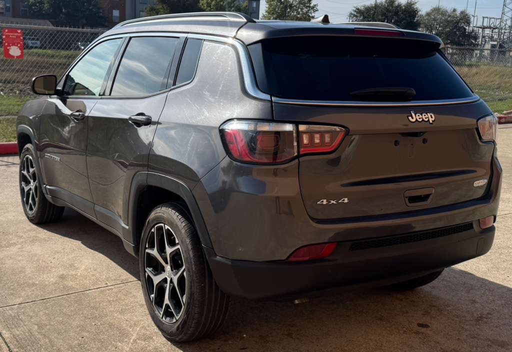 2024 Jeep Compass Image 4