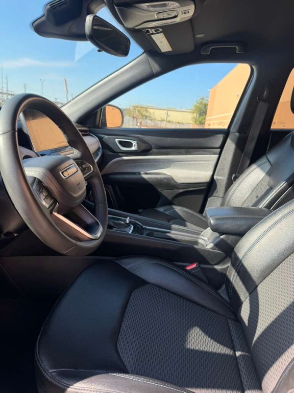 2024 Jeep Compass Image 9