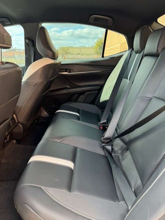 2025 Toyota Camry Image 11