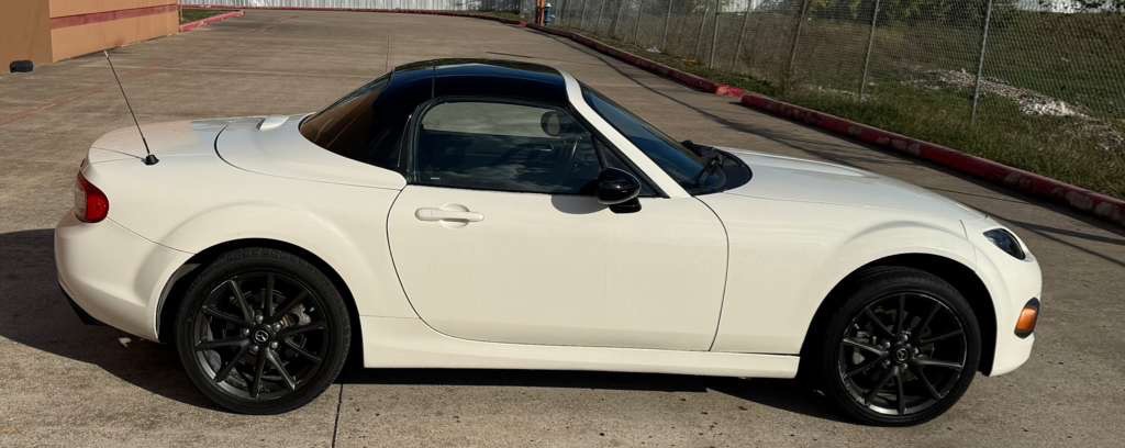 2015 Mazda MX-5 Miata Image 7