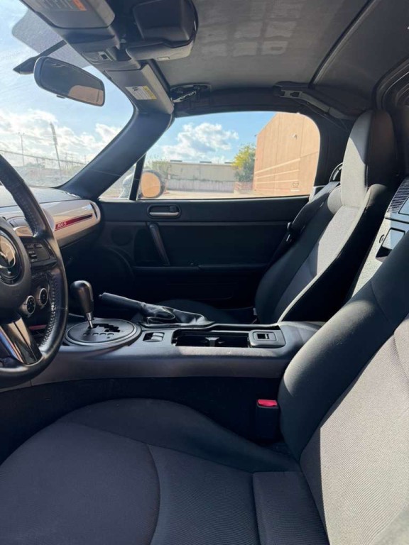 2015 Mazda MX-5 Miata Image 9