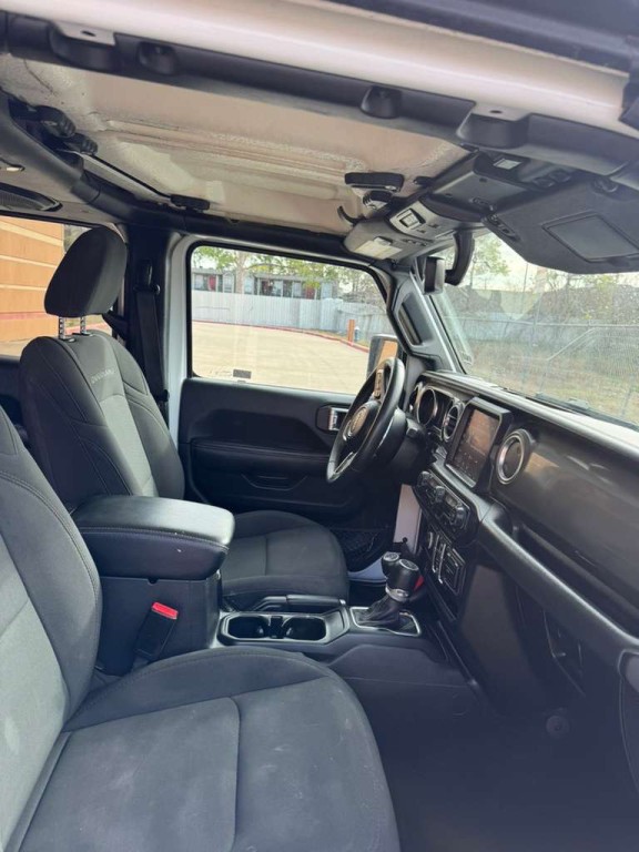 2023 Jeep Gladiator Image 11