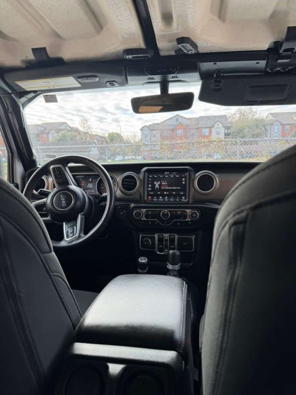 2023 Jeep Gladiator Image 13