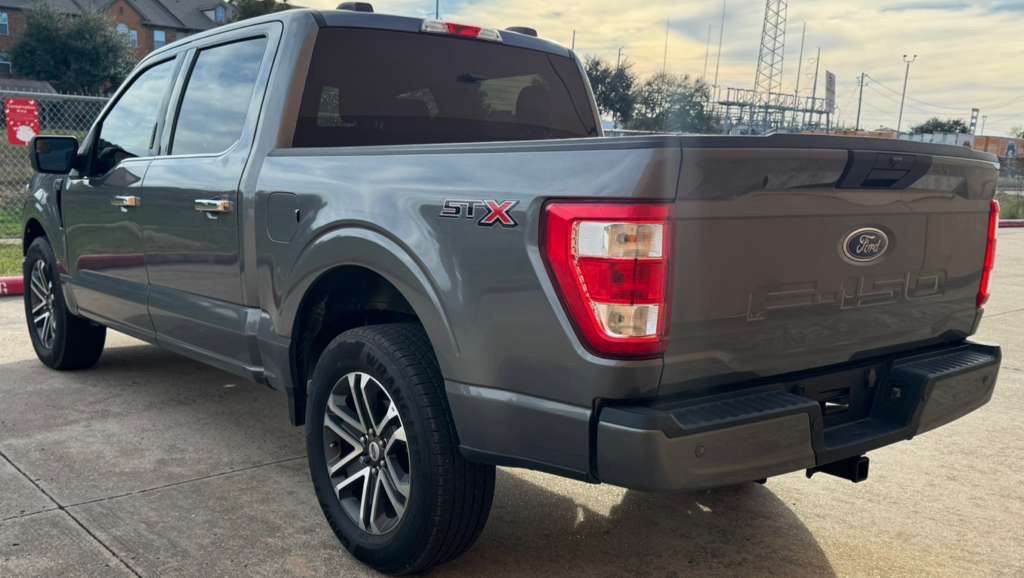 2023 Ford F-150 Image 3
