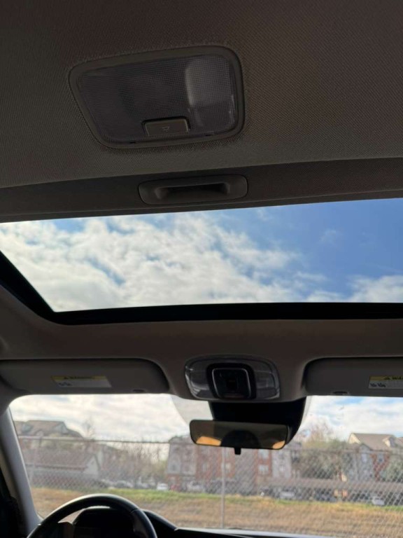 2025 Hyundai Elantra Image 14