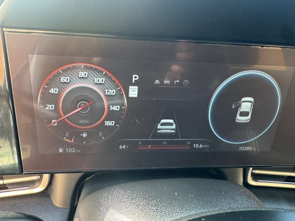 2025 Hyundai Elantra Image 17