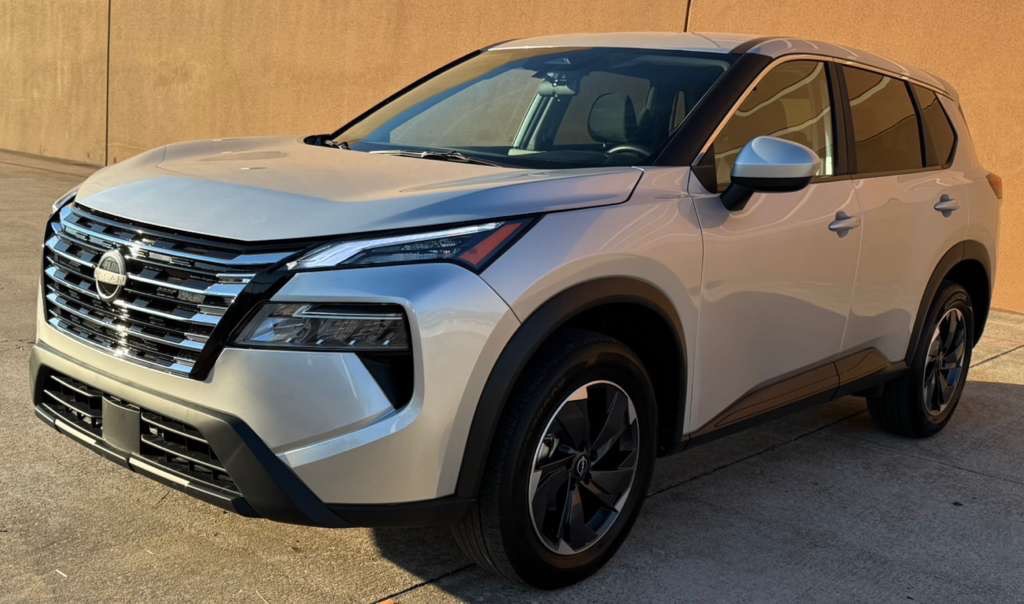 2025 Nissan Rogue Image 2