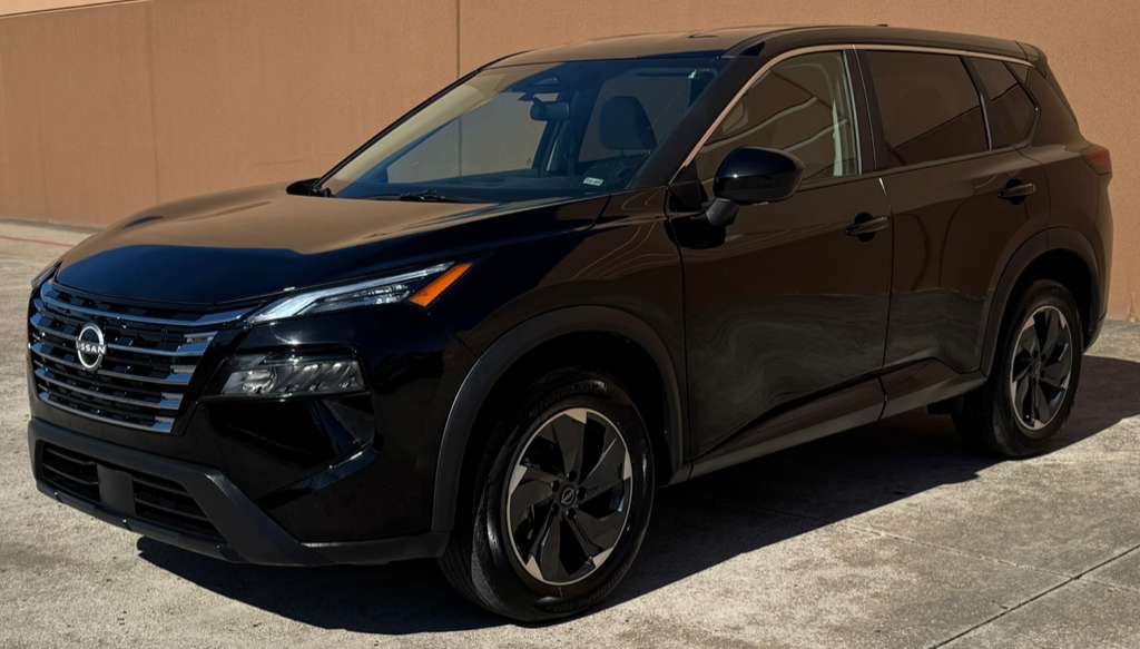 2025 Nissan Rogue Image 2