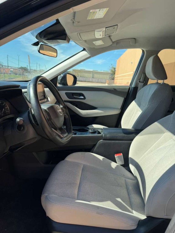 2025 Nissan Rogue Image 9