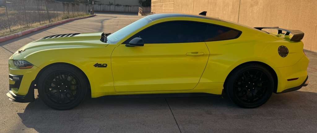 2021 Ford Mustang Image 7