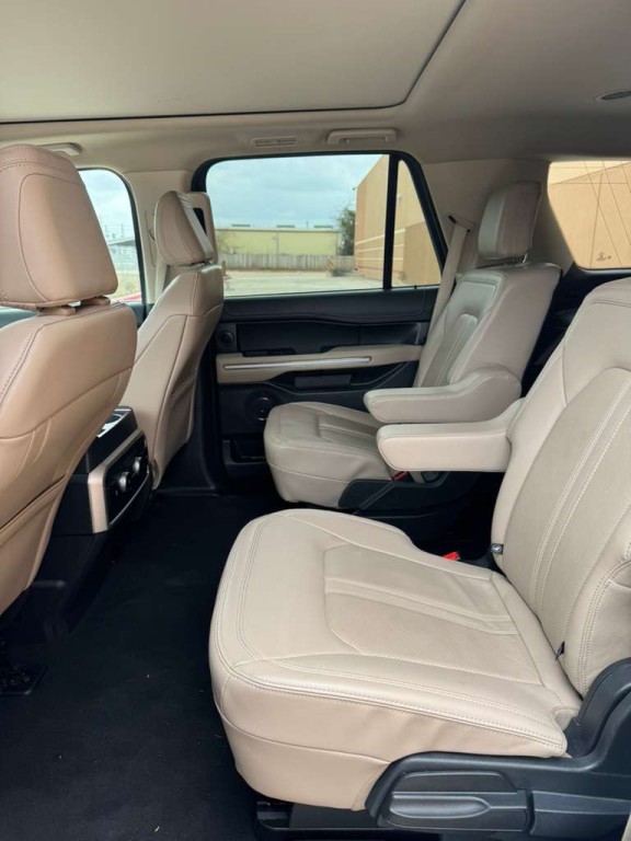 2024 Ford Expedition Image 10