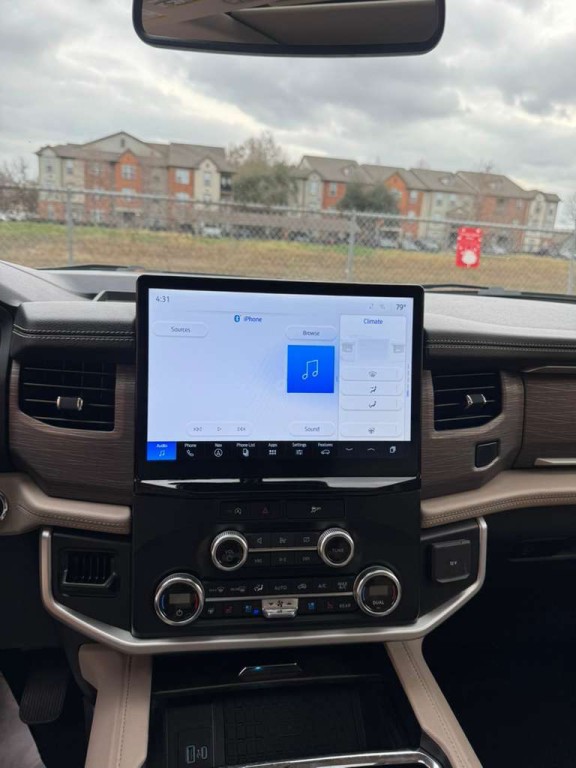 2024 Ford Expedition Image 22