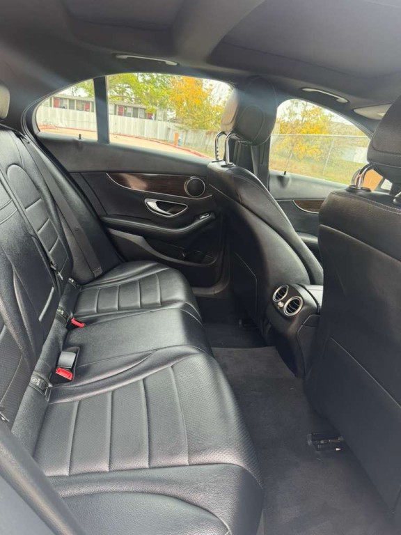 2018 Mercedes-Benz C-Class Image 12