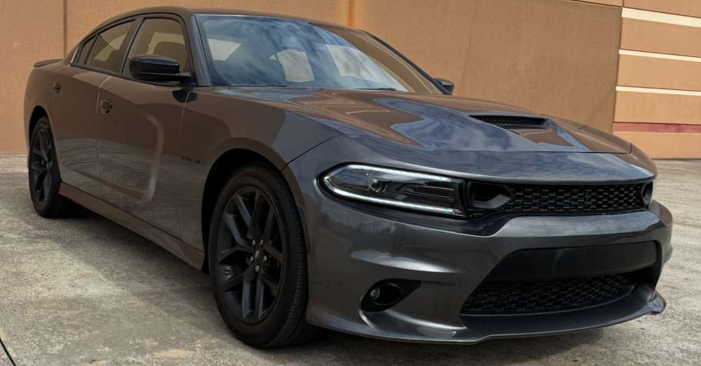 2022 Dodge Charger Image 1