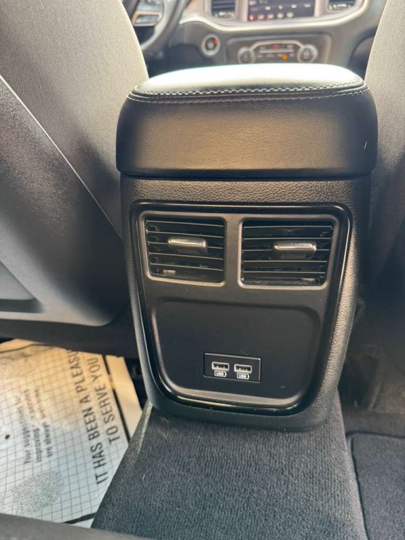 2022 Dodge Charger Image 14