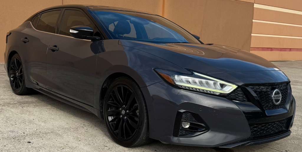 2021 Nissan Maxima Image 1