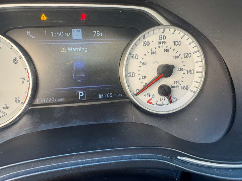 2021 Nissan Maxima Image 16