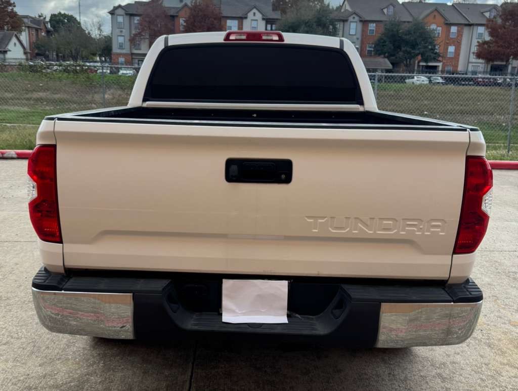 2017 Toyota Tundra Image 7