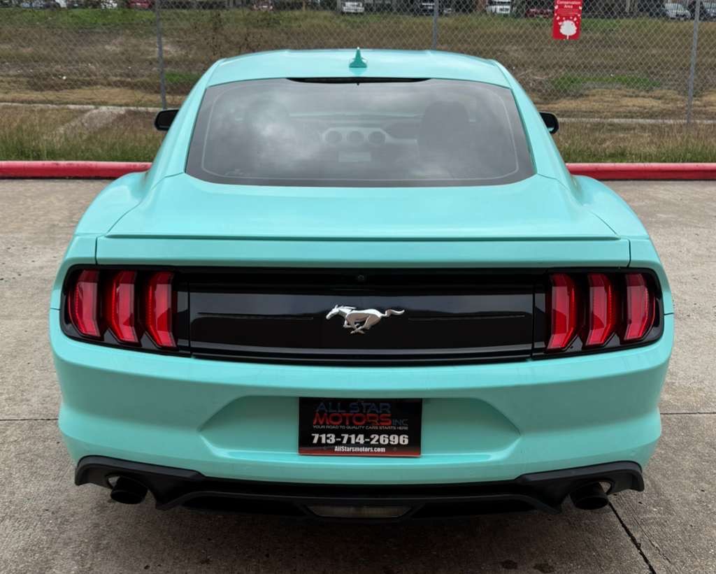 2021 Ford Mustang Image 6