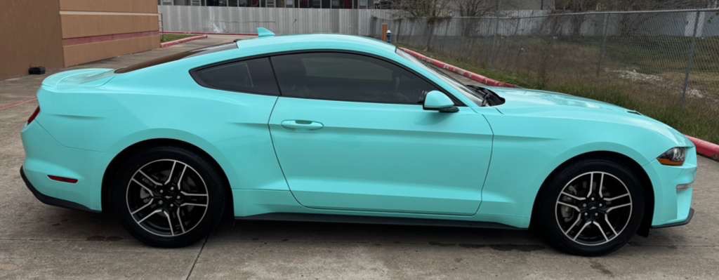 2021 Ford Mustang Image 7