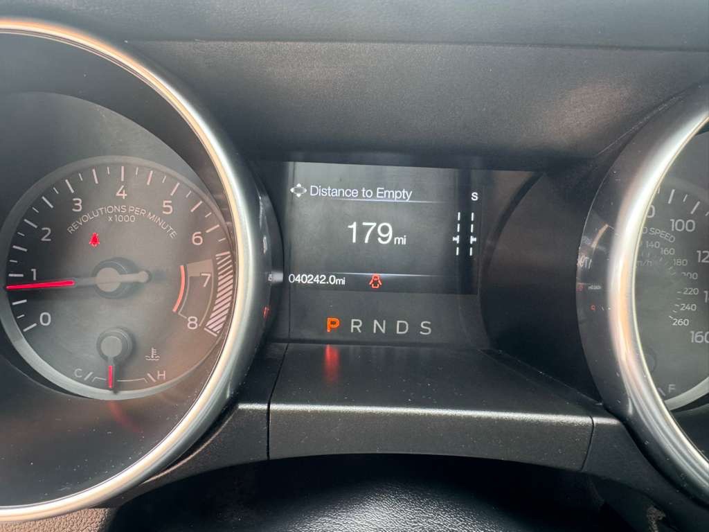 2021 Ford Mustang Image 14