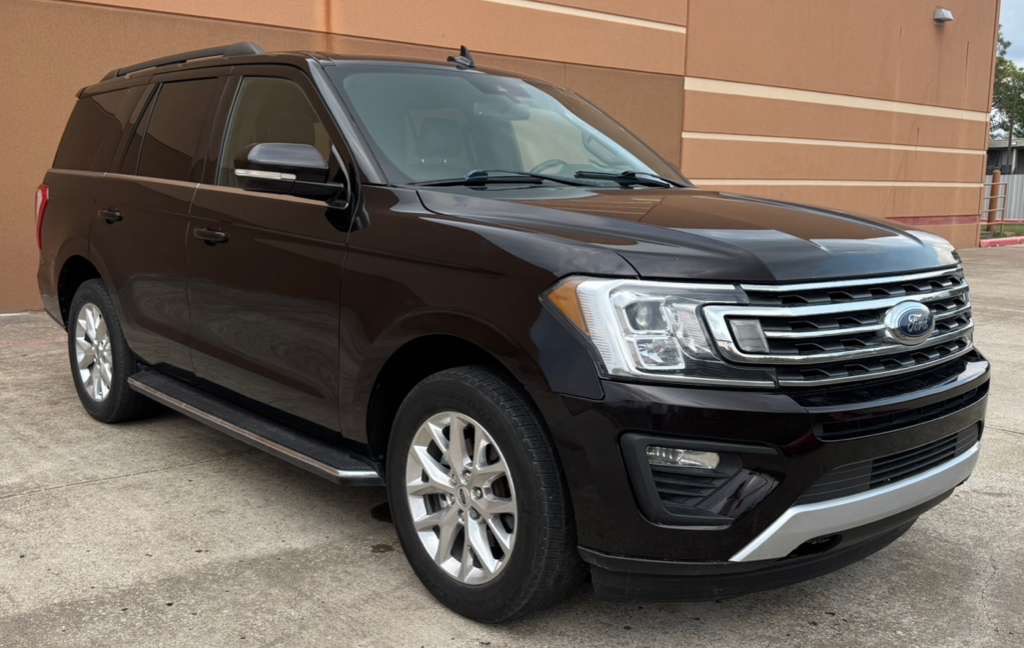 2021 Ford Expedition Image 1