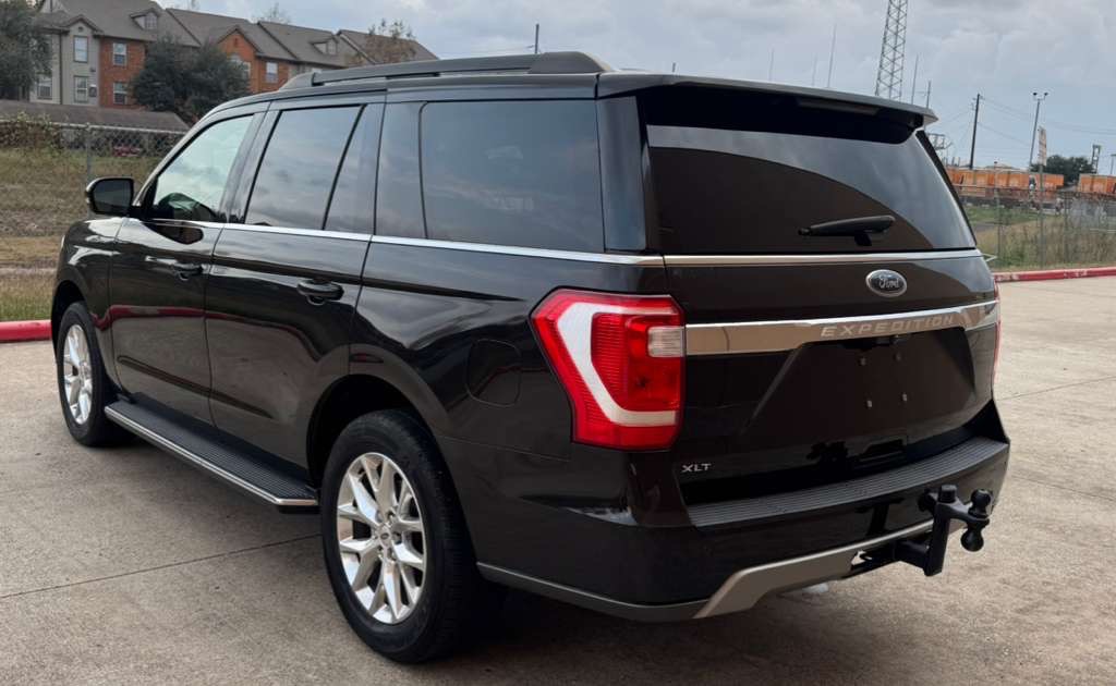 2021 Ford Expedition Image 3