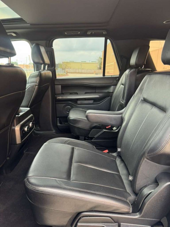 2021 Ford Expedition Image 10