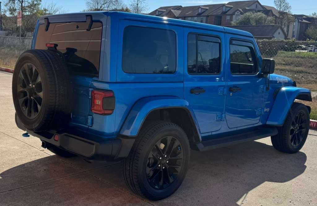 2023 Jeep Wrangler Image 4