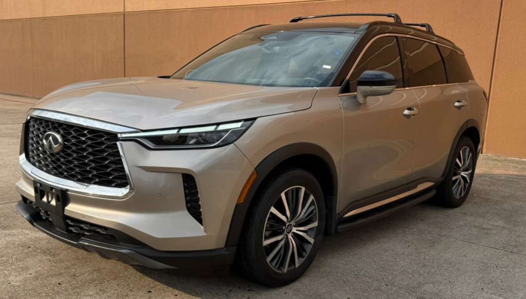 2023 INFINITI QX60 Image 2