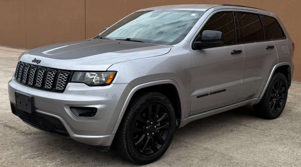 2019 Jeep Grand Cherokee Image 2