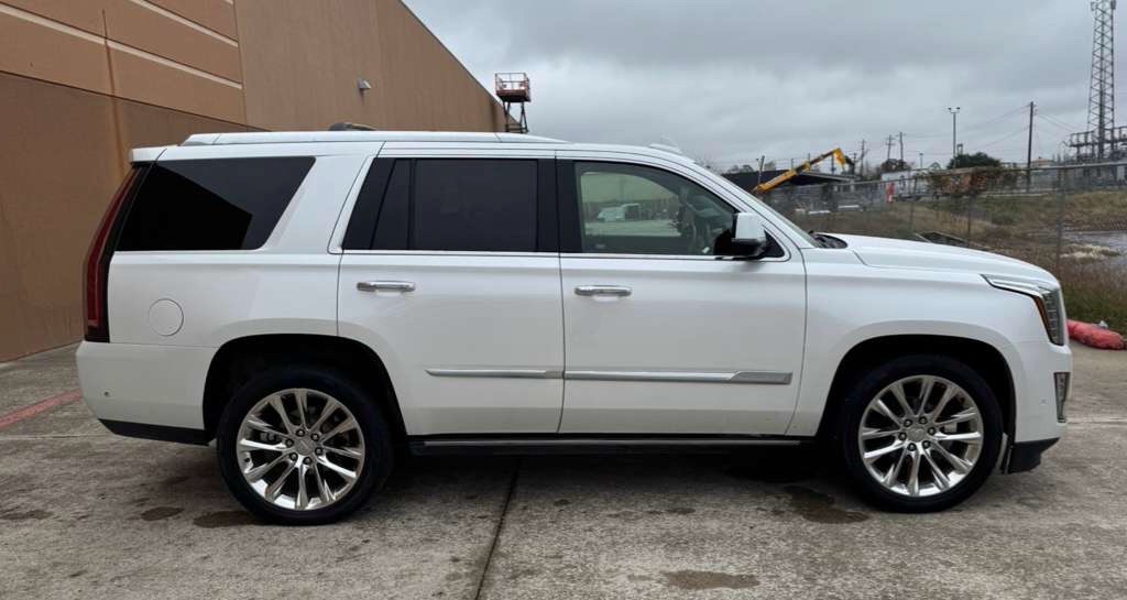 2019 Cadillac Escalade Image 7