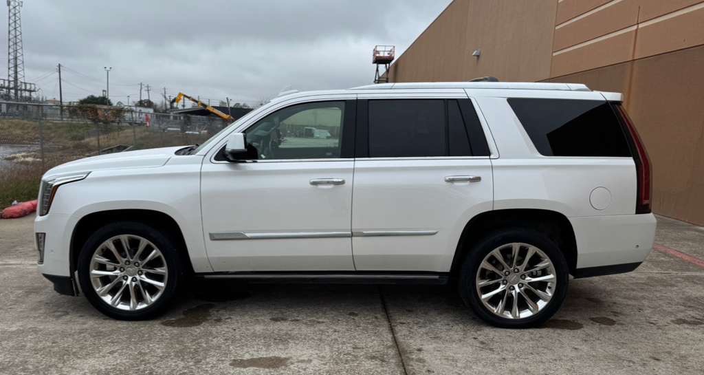 2019 Cadillac Escalade Image 8