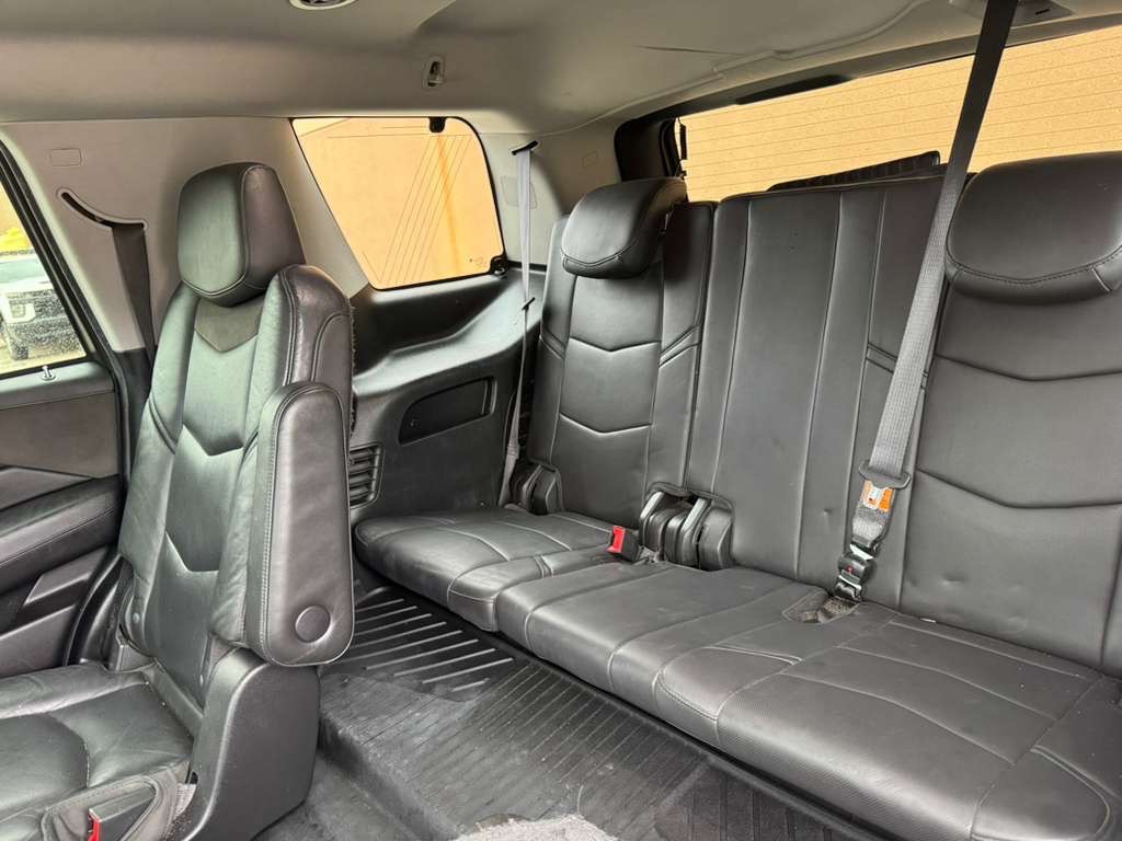 2019 Cadillac Escalade Image 11