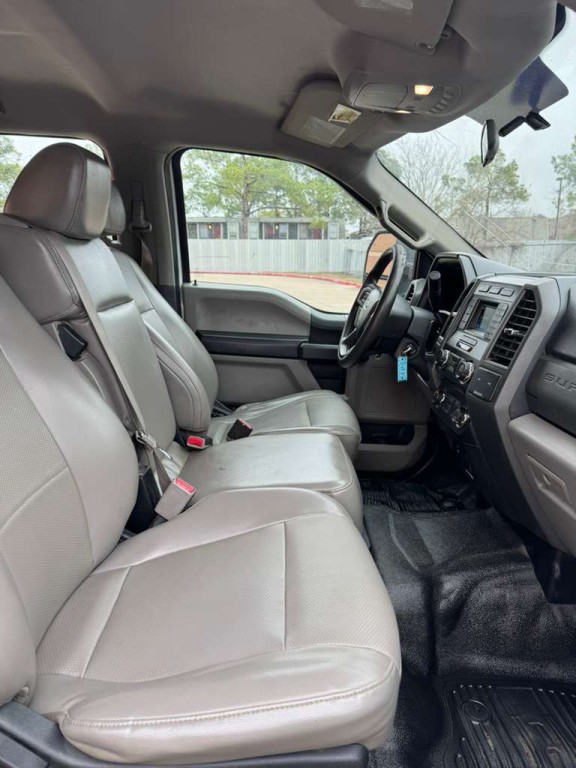 2017 Ford F-350 Image 11