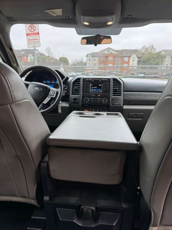 2017 Ford F-350 Image 13