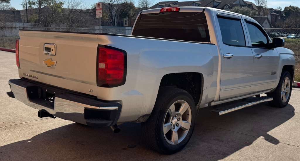 2018 Chevrolet Silverado 1500 Image 4