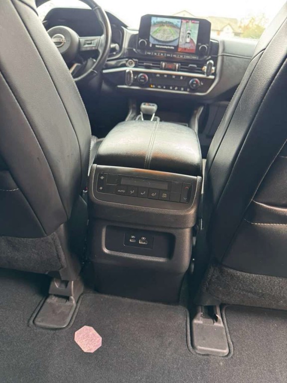2022 Nissan Pathfinder Image 15
