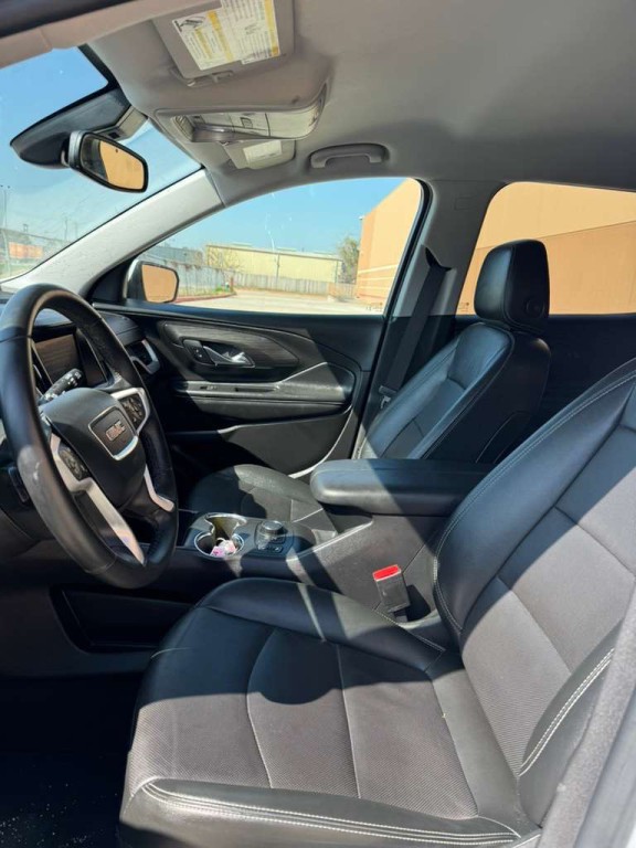 2024 GMC Terrain Image 9