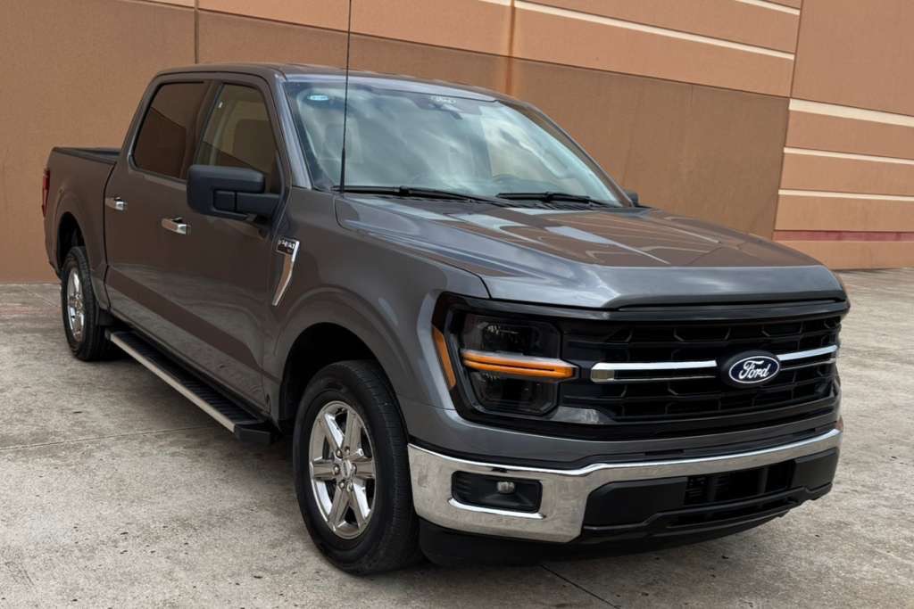 2025 Ford F-150 Image 1