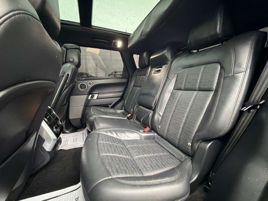 2019 Land Rover Range Rover Sport Image 18