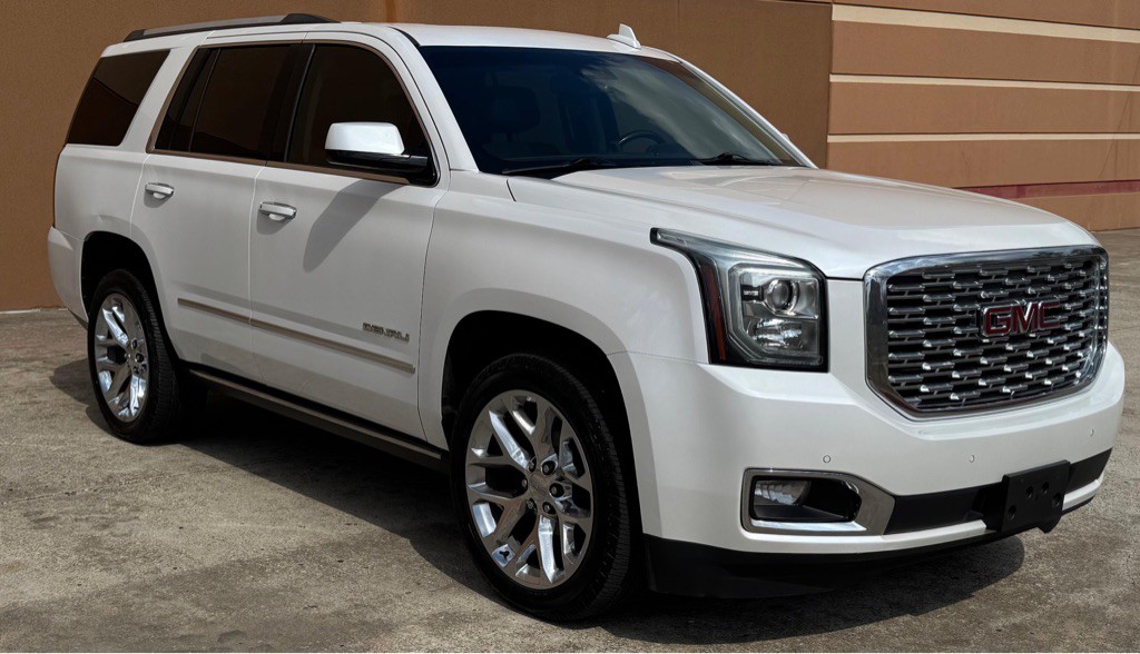 2020 GMC Yukon Image 1