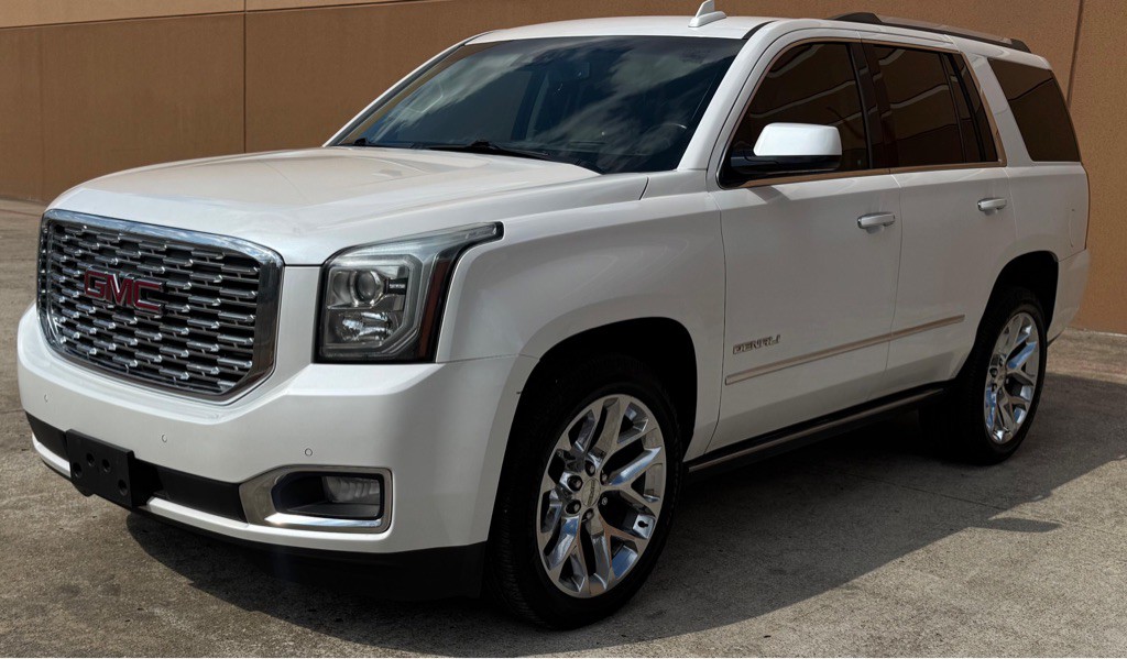2020 GMC Yukon Image 2