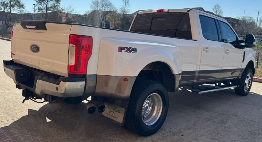 2019 Ford F-350 Image 3