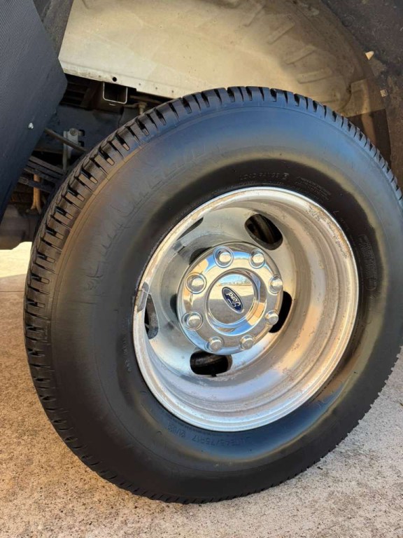 2019 Ford F-350 Image 9