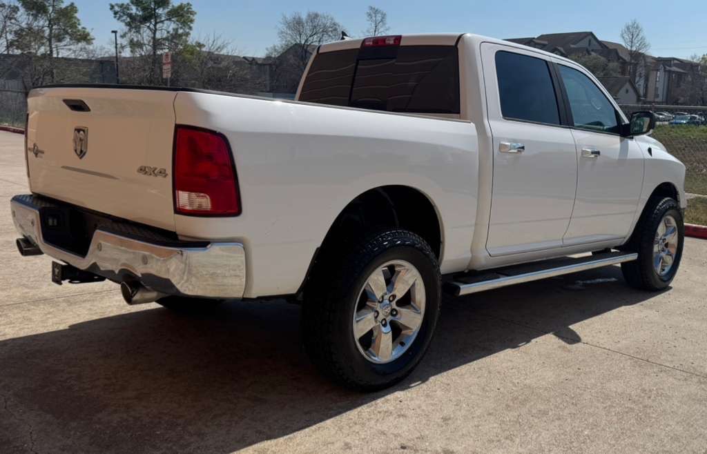 2015 RAM 1500 Image 4